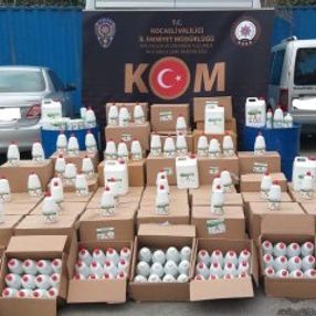 Kocaeli'de sahte dezenfektan operasyonu düzenlendi