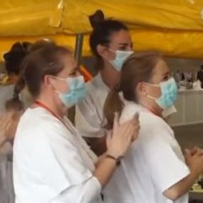 Madrid'de iyileşen koronavirüs hastasına alkışlı destek