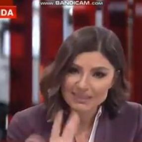 CNN spikeri gözyaşlarını tutamadı