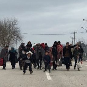 Mülteciler umudunu yitirdi, sınırdan ayrıldı
