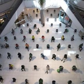 Tayland'da sosyal mesafe kuralı uygulanıyor