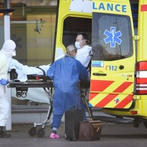 Hollanda’da koronavirüsten ölenlerin sayısı 639'a çıktı