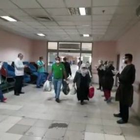 Tedavisi tamamlanan hastalar alkışlarla taburcu oldu