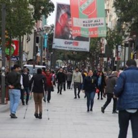 Karşıyaka'daki yoğunluk ürküttü