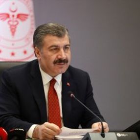 Bakan Koca: Genç yaştaki hastaları da kaybediyoruz