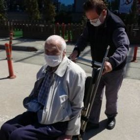Samsun'da 96 yaşındaki dede, koronayı yendi
