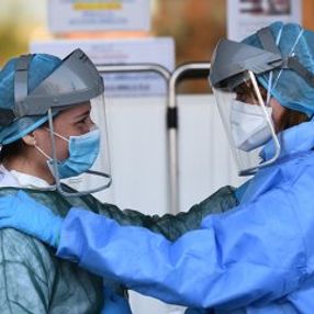 Avrupa'da 151 bin kişi koronadan ölecek tahmini