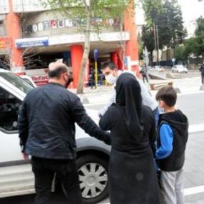 Kahramanmaraş'ta çocuğuyla sokağa çıkan babaya ceza