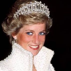 Prenses Diana'nın mektubu 16 bin sterline satışa çıktı