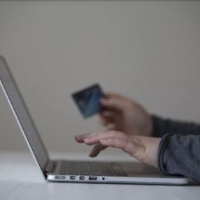 Ticaret Bakanlığı, vatandaşları 'kredi kartı dolandırıcılığına' karşı uyardı