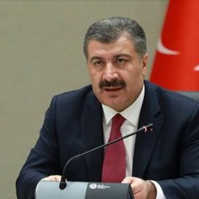 Fahrettin Koca: Türkiye, aşı konusunda çalışıyor