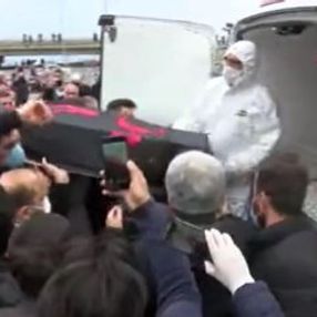 Haydar Baş'ın cenaze töreninde izdiham