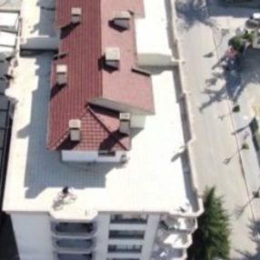 Düzce'de evinin terasında bisiklet sürdü