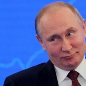 Putin, Paskalya kutlamasına evinden katılacak