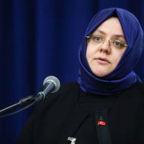 Bakan Selçuk: 1000'er liralık ödemeler başladı