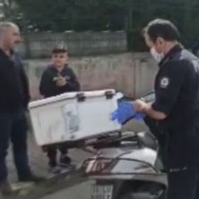 Sokakta çocuğu ile yakalandı