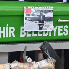 Malatya'nın sevilen yüzü 'Mercedes Kadir' toprağa verildi