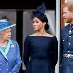Meghan Markle ve Prens Harry, Kraliçe'yi görüntülü kutladı