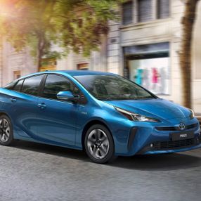 Toyota, hibrit otomobil satışlarını artırdı
