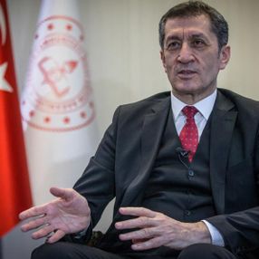 YKS ve LGS'ye öğrenciler kendi okulunda girecek