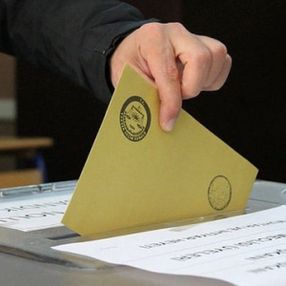 Konsensus'un anketine göre Erdoğan açık ara önde