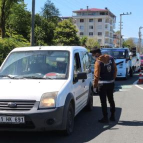İçişleri Bakanlığı'dan çay üreticilerinin seyahat iznine ilişkin genelge
