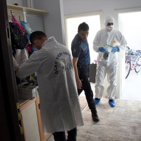 Aksaray'da, boşanma aşamasındaki eşini öldürdü