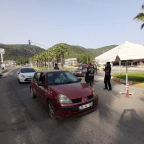 Aydın yazlıkçıların akınına uğradı