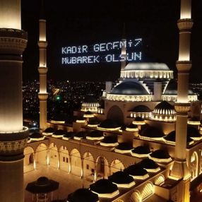 Çamlıca Camii'nde 19 Mayıs ve Kadir Gecesi kutlaması