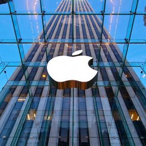 Apple'ın açığını bulan bir kişi, 100 bin dolar ödül aldı