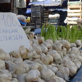 Sarımsağın fiyatını görenler gözlerine inanamıyor