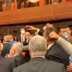 Meclis'te CHP ve HDP'den ortak protesto