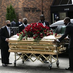 Floyd'un ilk cenaze töreni Minnesota yapıldı