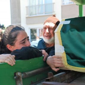 Platonik aşığı tarafından öldürülen kadın, defnedildi