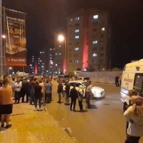 Başakşehir'de site yönetimi kavgası: 7 yaralı
