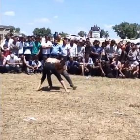 Diyarbakır'da şenlikte sosyal mesafe hiçe sayıldı