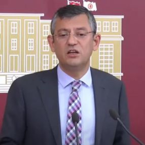 CHP, Sultanahmet'i müze yapma teklifinde geri adım attı