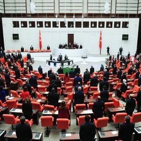 TBMM’de 10 çalışanda koronavirüs çıktı