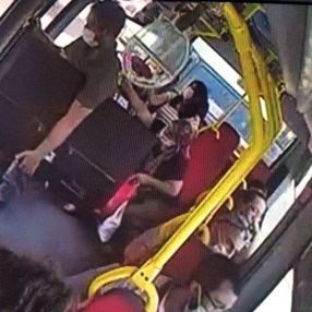 Mersin'de televizyon hırsızı rahatlığıyla pes dedirtti