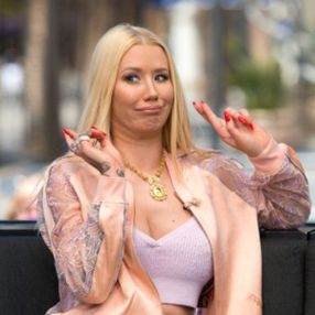 Iggy Azalea, anne oldu