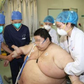 Vuhan'da karantina sürecinde 102 kilo aldı