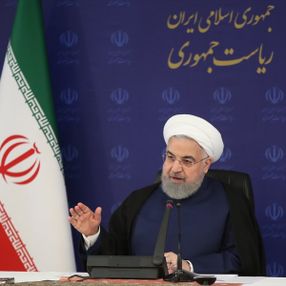 Ruhani: Kurallara uyulmazsa sokağa çıkma yasağı gelir
