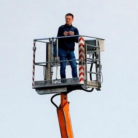 Wroclaw Stadyumu’nda tek başına maç izledi