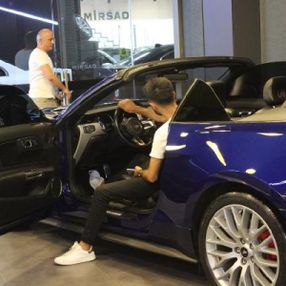 Otomobilde ikinci el sıfır fırsatçılığı