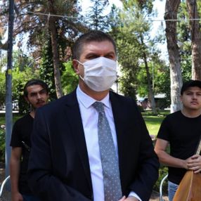 Burdur Belediye Başkanı'ndan 'Hatçem' türküsü tepkisi