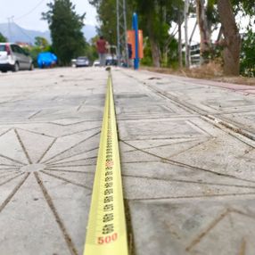 Arsuzlu temizlik işçileri çöp kutusu mesafesini ölçtü