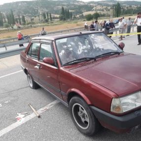 Kardeşinin katil zanlısını, otomobilinde öldürdü