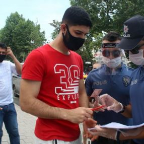 Beşiktaş'ta maske denetimi yapıldı