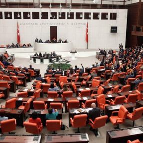 HDP'li bir milletvekili koronavirüse yakalandı