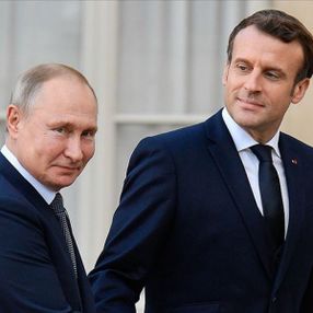 Putin, Macron ile Libya ve Suriye konusunu görüştü